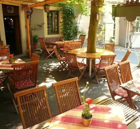 Loewen & Restaurant Hotel Marktbreit