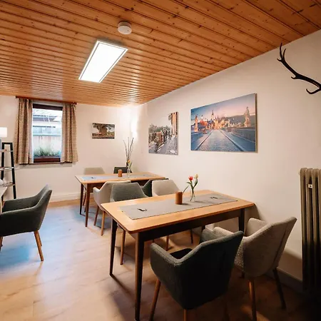 Loewen & Restaurant 3* Marktbreit