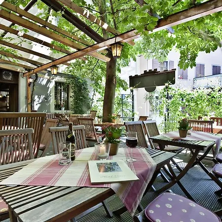 Loewen & Restaurant Hotel Marktbreit