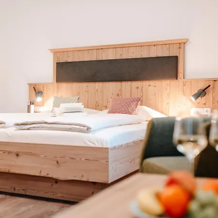 Loewen & Restaurant Hotel